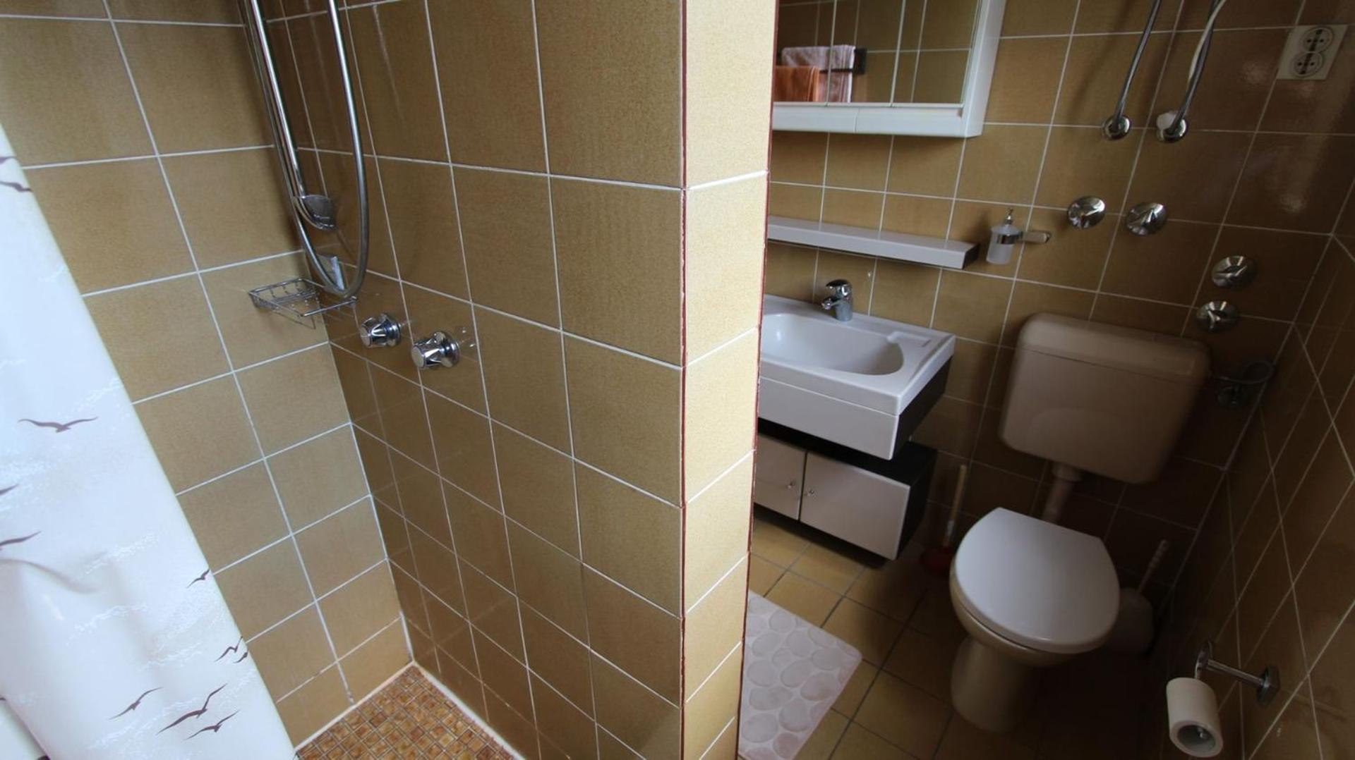 Apartment Studio Ljutic Malinska Zewnętrze zdjęcie